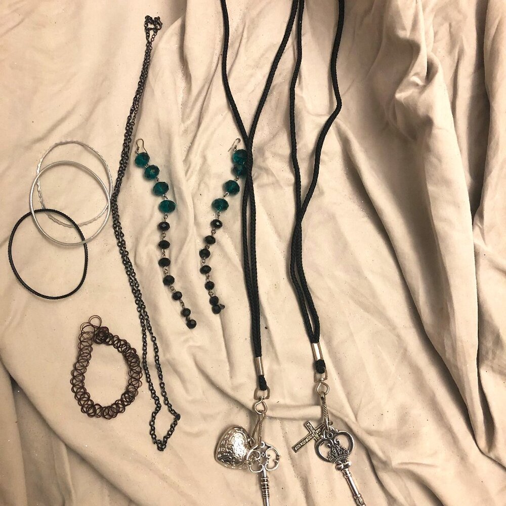 bundle 3 gothic necklaces, choker, 3 bracelets, earring set